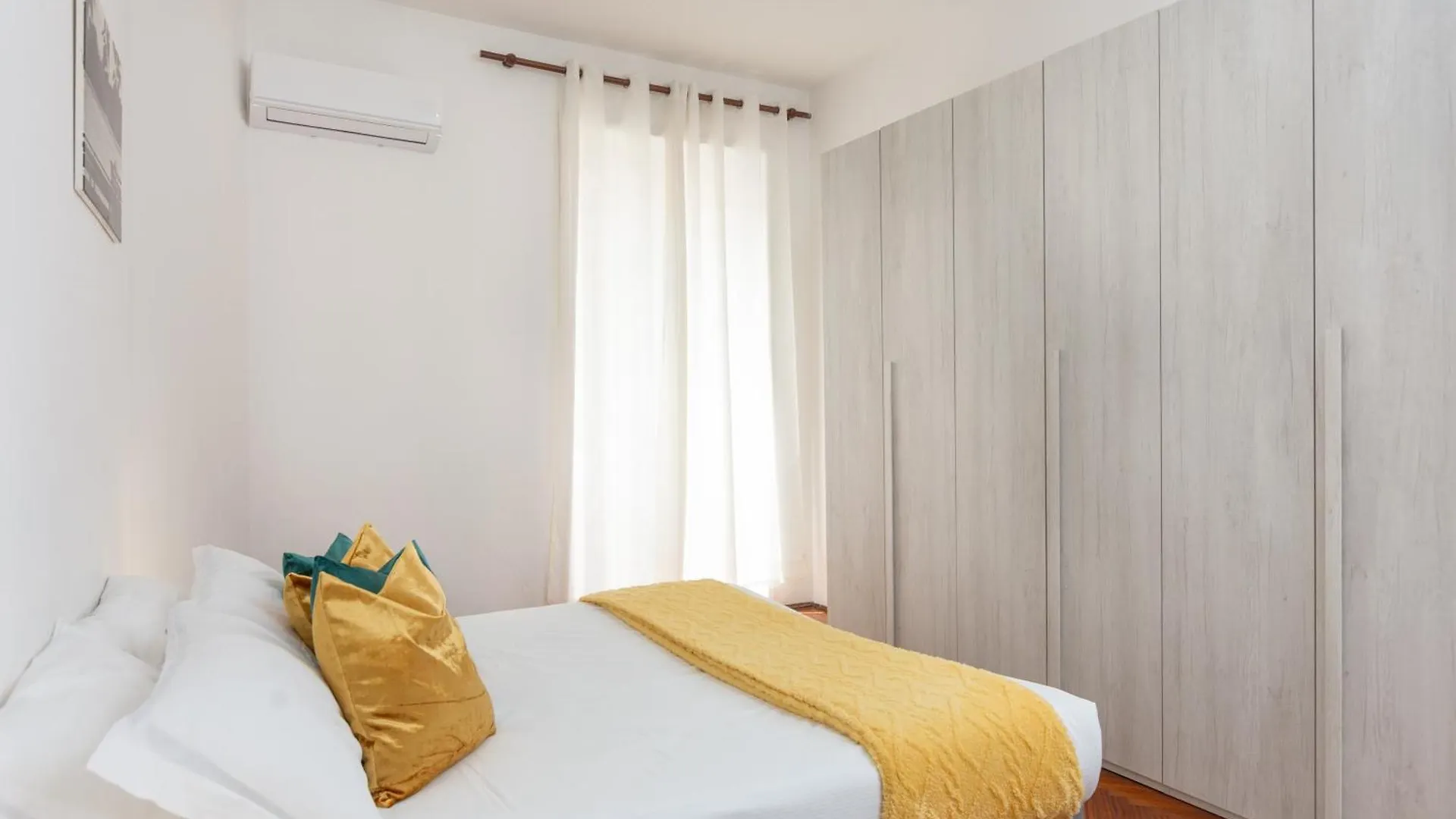 Galleria Moderna In Porta Romana Apartment Milan 0*,  Italy