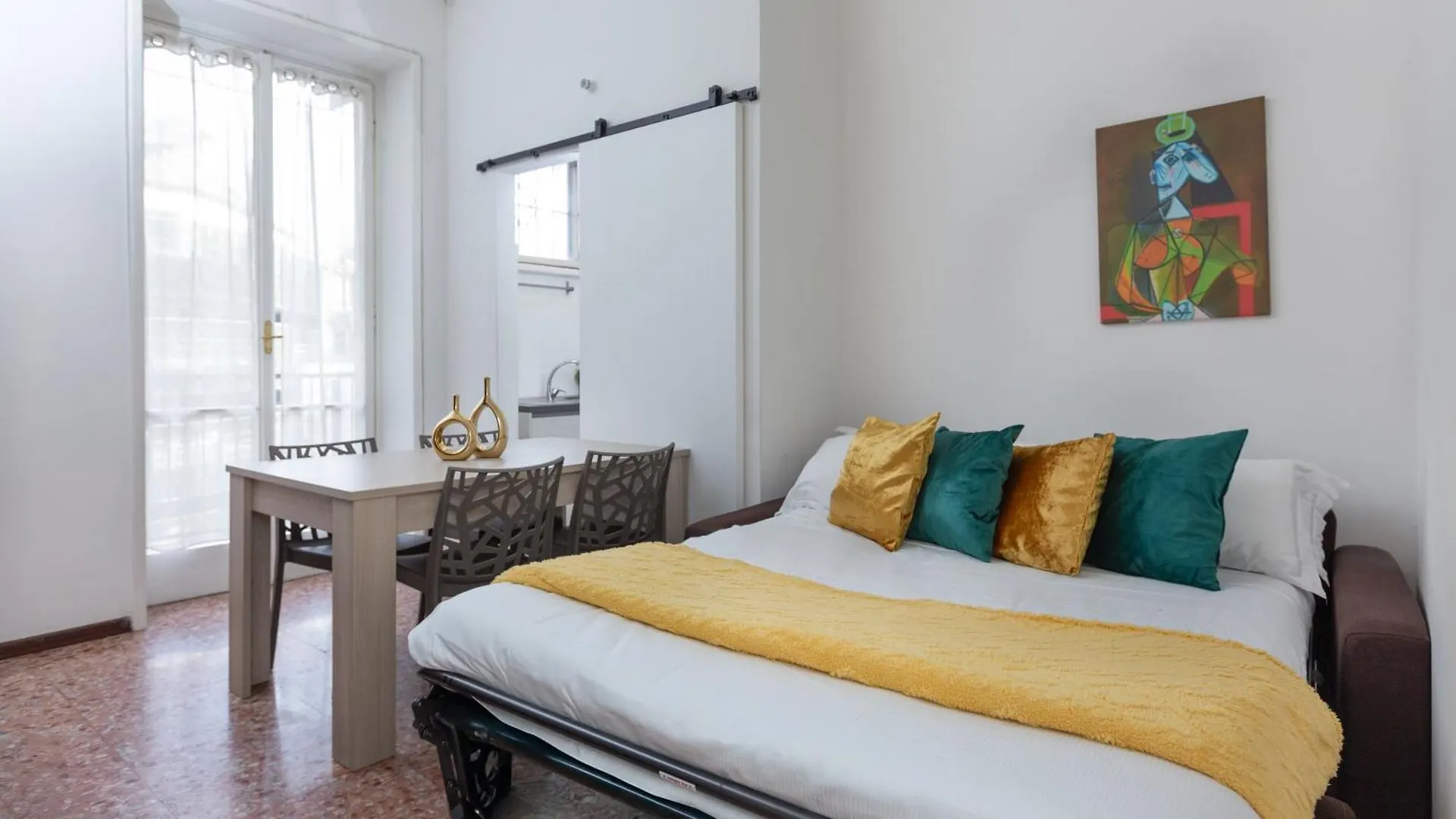 Galleria Moderna In Porta Romana Apartment Milan Italy